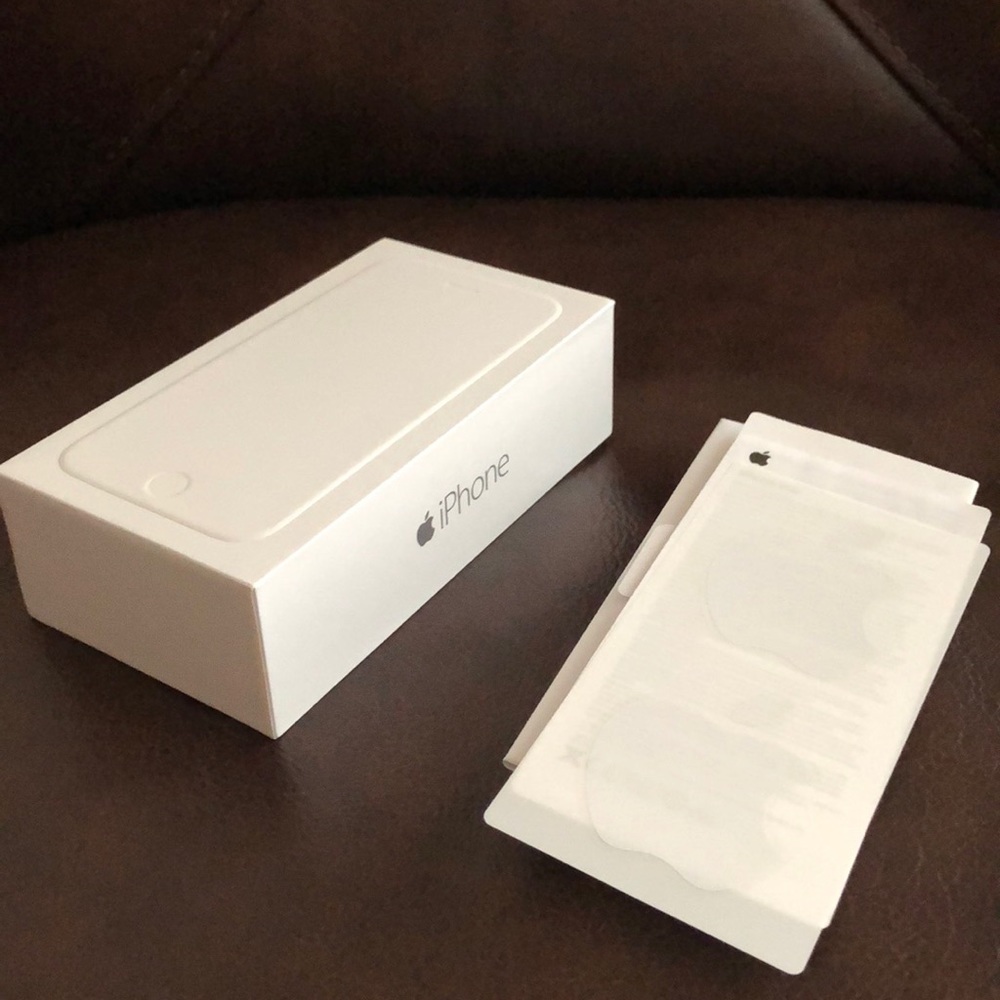 iPhone 6 empty box.🌟